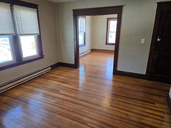 46-48 Highland Ave #3R, Chicopee, MA 01013