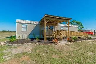 3373 E Highway 6 — Photo 12