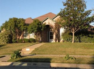 2338 High Bank Dr, Mesquite, TX 75181