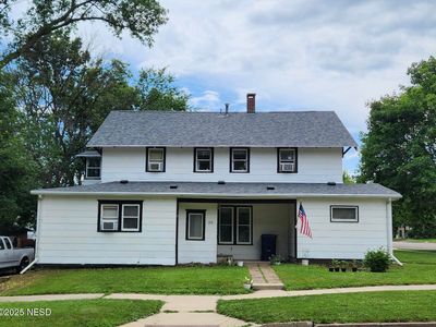 426 1st St NW, Watertown, SD, 57201