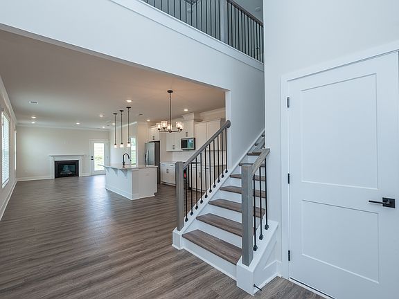 3rd image of 1004 Gresham Pl