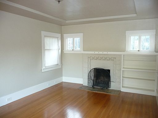 1st image of 926 Everett Ave