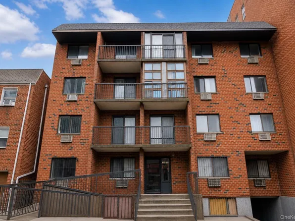 14434 37th Avenue #402, Flushing, NY 11354