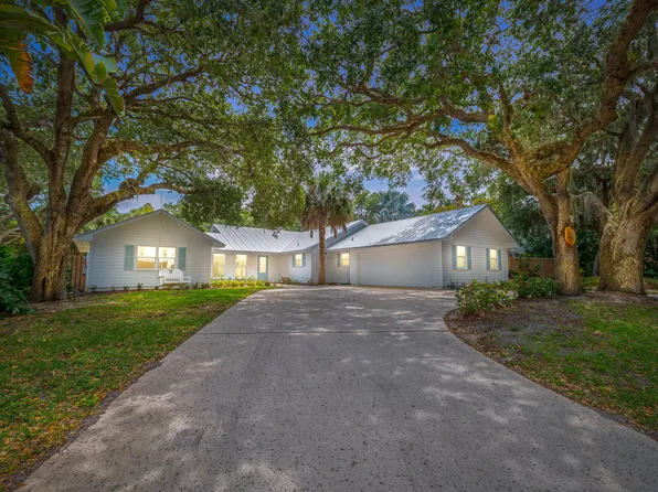 3 Heritage Way, Sewalls Point, FL 34996