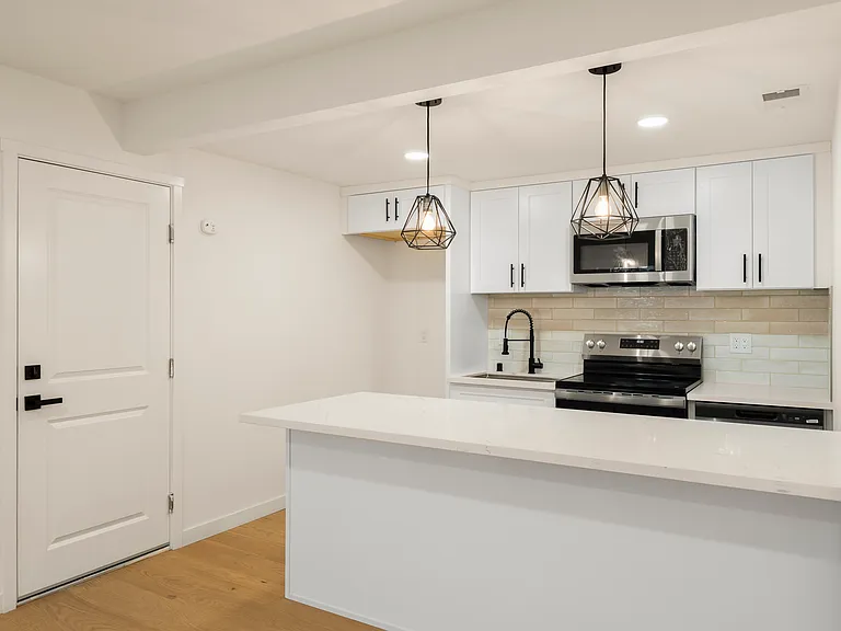 5550 E Knoll Dr — Photo 19