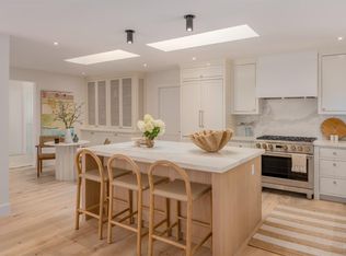 263 Saint Andrews Dr, Napa, CA 94558