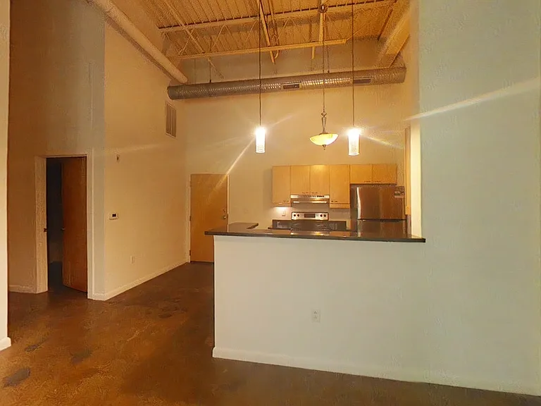 1101 W Marshall St #126 — Photo 1