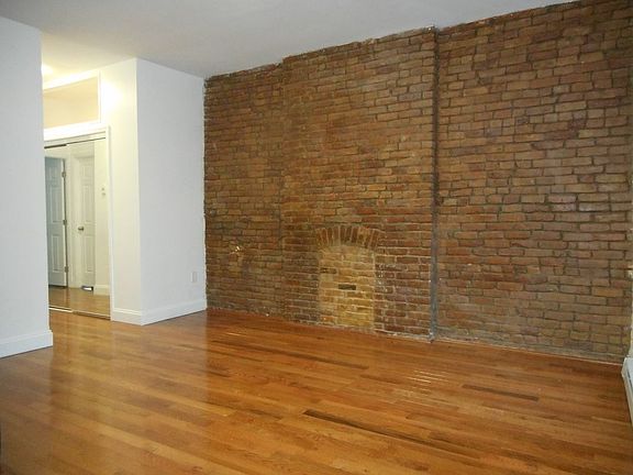 2nd image of 130 Greene Ave APT 4B