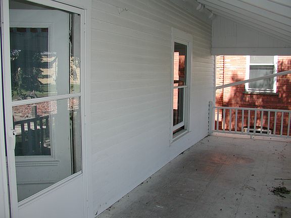 5th image of 44 1/2 Adams St