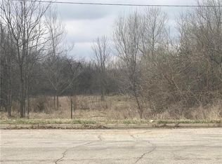 N Hospital Dr, Paola, KS 66071