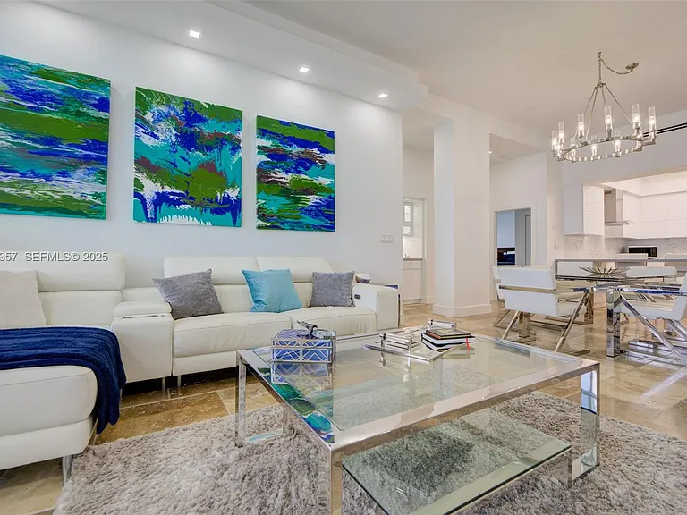 3725 Ocean Dr #Penthouse 02 — Photo 13
