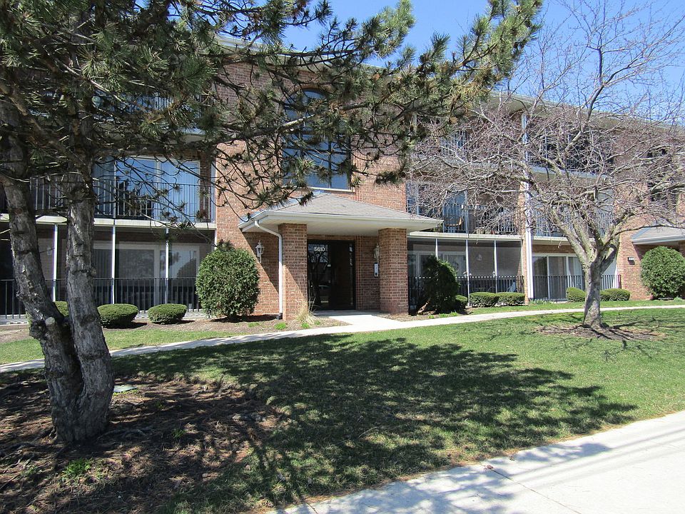1st image of 5630 158th St APT 303