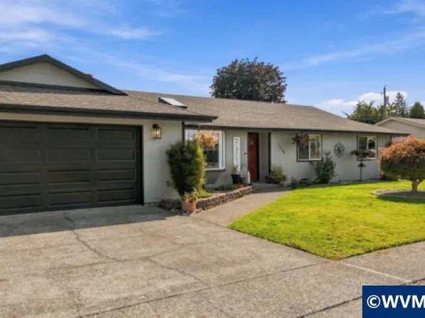 1416 N Evergreen Ave, Stayton, OR 97383