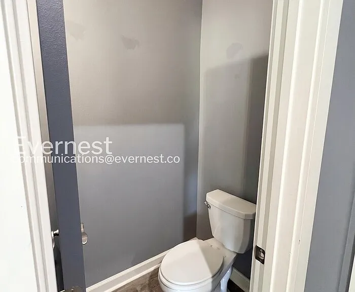 84 River Road Dr W — Photo 26