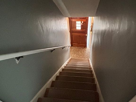 3rd image of 21430 Crystal Ave Unit 1
