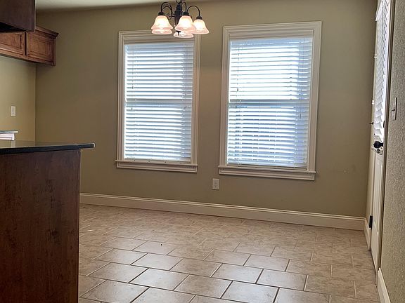4th image of 2413 S 11th Pl