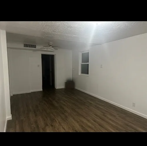 3 bed, 1450 sqft, $1,750 — Photo 3