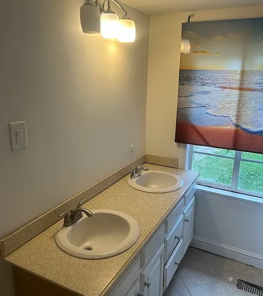 3629 Guess Rd — Photo 17