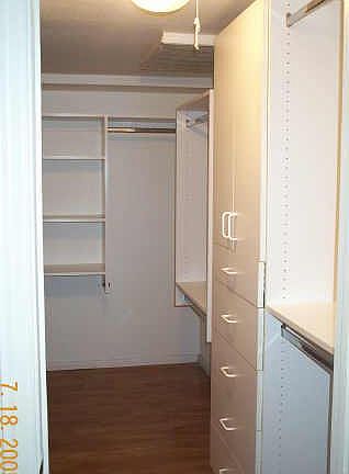 4th image of 1701 N SUNSET Drive