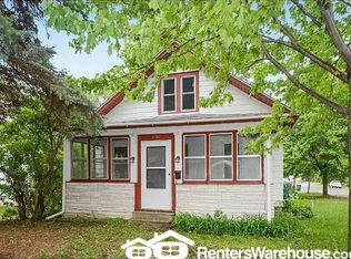 1060 Loeb St, Saint Paul, MN 55117