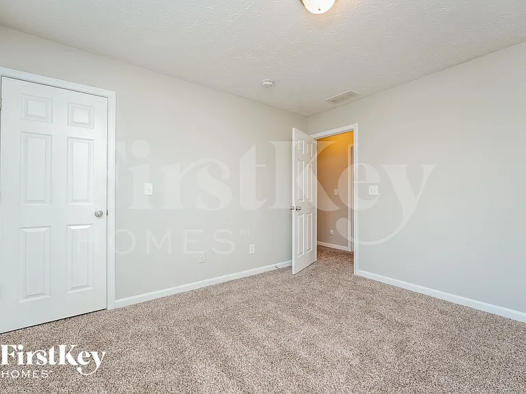 250 Landon Way — Photo 14