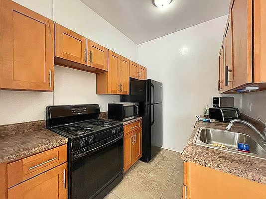 1st image of 480 Nostrand Ave #1D