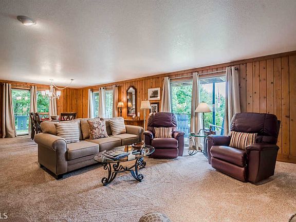 4th image of 105 Broadmoor Ln