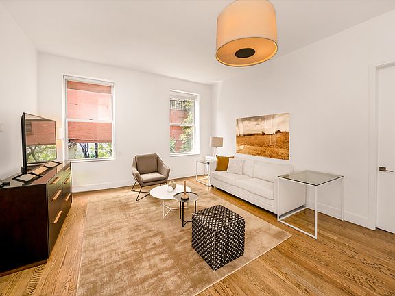 4th image of 120 E 19th St APT 2R