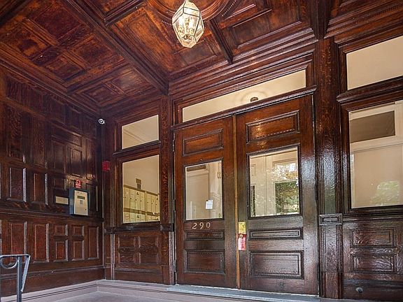 5th image of 290 Commonwealth Ave APT 20