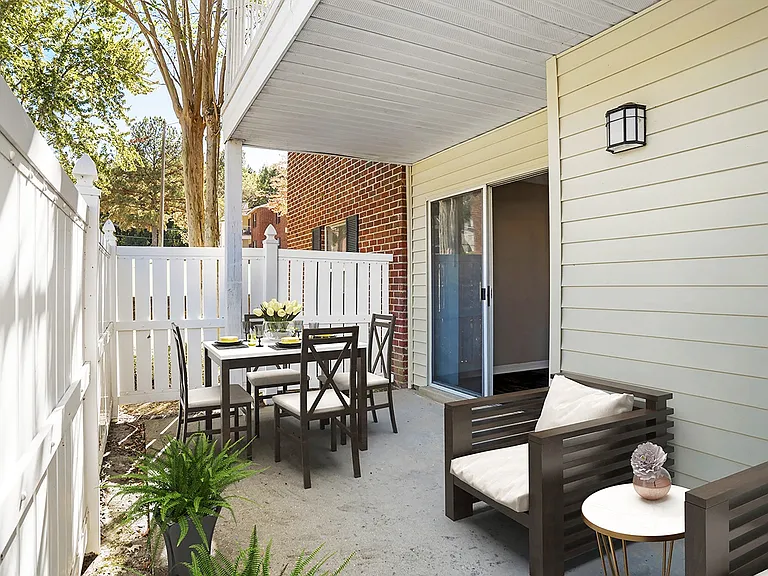 Arbors at Natchez Trace Apartments — Photo 12