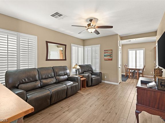 3rd image of 1556 Evening Spirit Ave