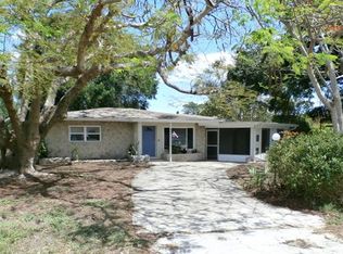 311 Hiatt St, Fort Myers, FL 33905