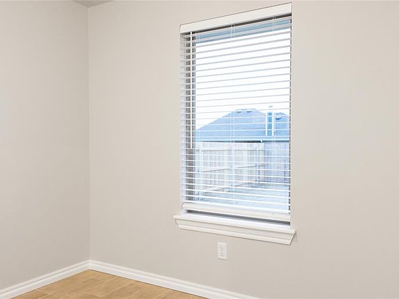 5th image of 3808 Lleyton Dr
