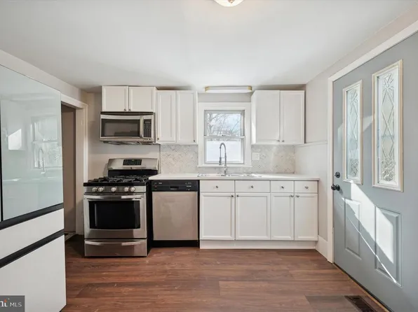 1114 Townsend St, Chester, PA 19013