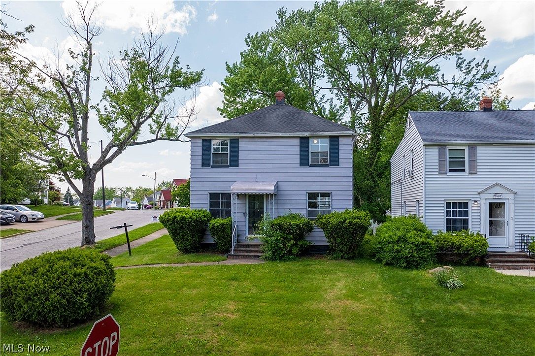 20901 Kenyon Dr, Maple Heights, OH 44137 | Zillow