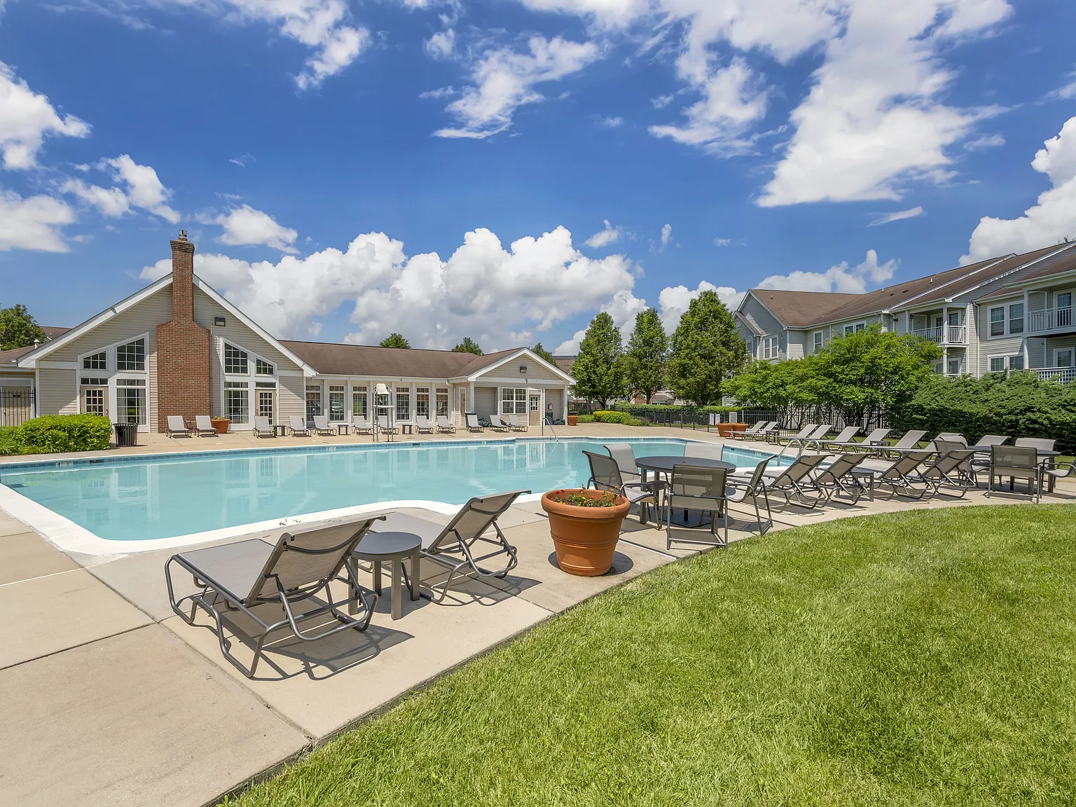 The Apartments at Wellington Trace — Photo 1