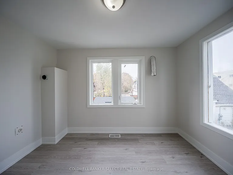 1680 Weston Rd — Photo 7