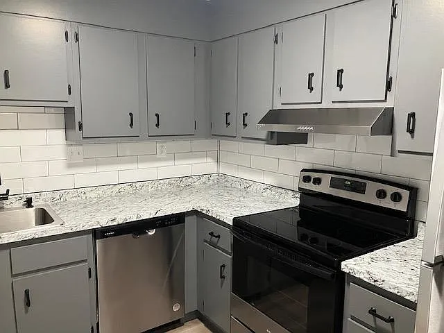 48 Bacon St #9 — Photo 1