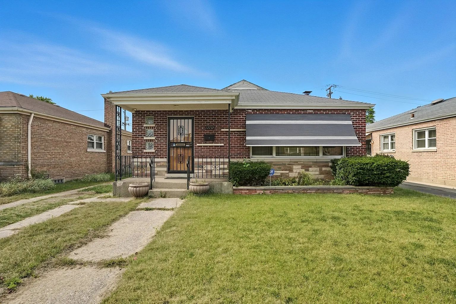 12732 S Laflin St photo 1
