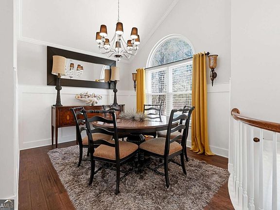 4th image of 4559 Meadows Rd