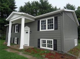 305 S Holman St, Waynetown, IN 47990