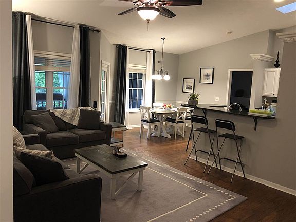 4th image of 178 Langshire Ct #178