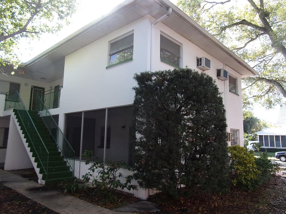 1st image of 725 2nd St N APT 1