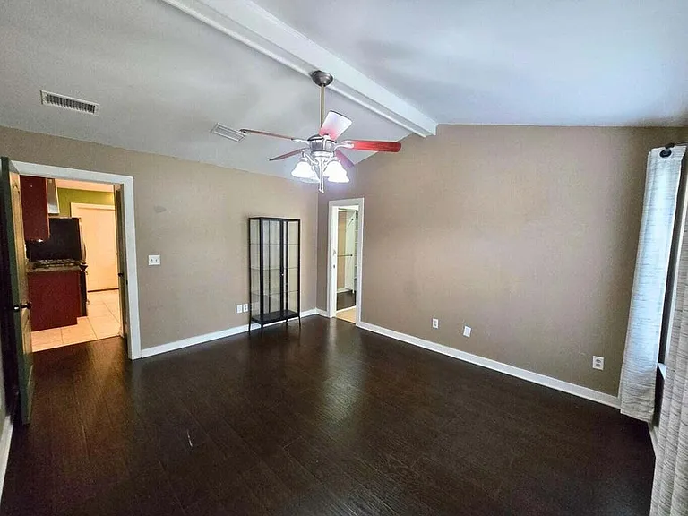 401 Evans Rd — Photo 19