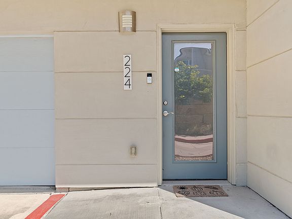 5th image of 604 N Bluff Dr Unit 224