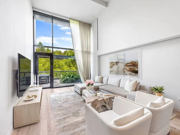 90 Furman St #N208, Brooklyn, NY 11201