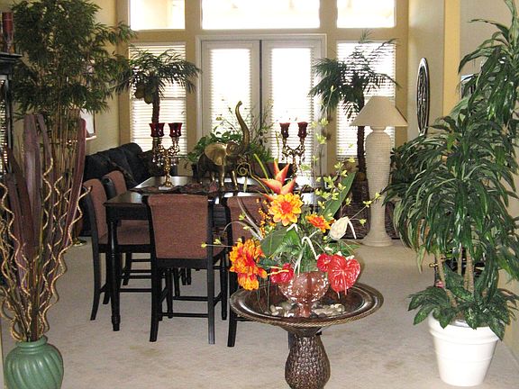 View into livingroom