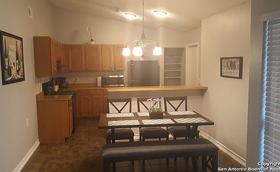 4th image of 9350 Lands Point St