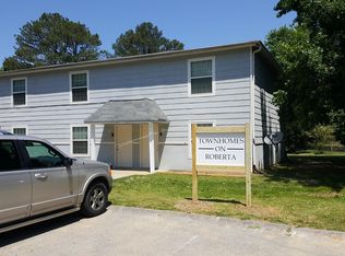 700 Roberta Dr, Rossville, GA 30741