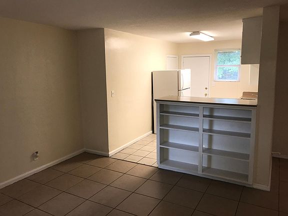 3rd image of 1506 N Y St